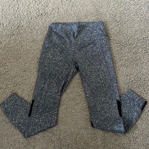 Grey leggings with mesh on the side